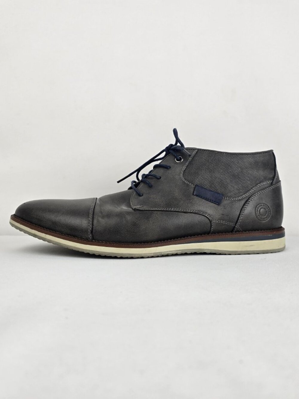 B-52 by Bullboxer Men’s Grey Chukka Shoes Size 12